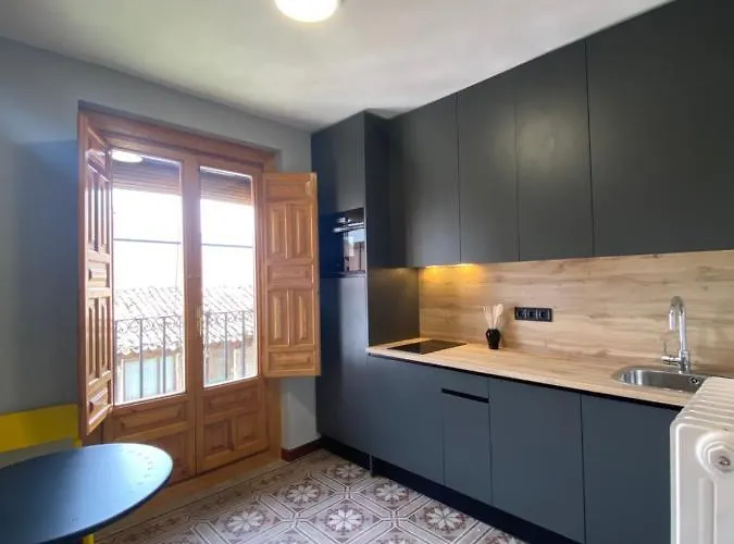 Palacete Plaza Mayor 아파트 엘부르고데오스마