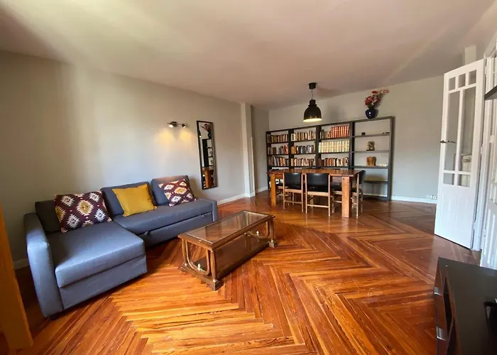 Palacete Plaza Mayor 아파트 엘부르고데오스마