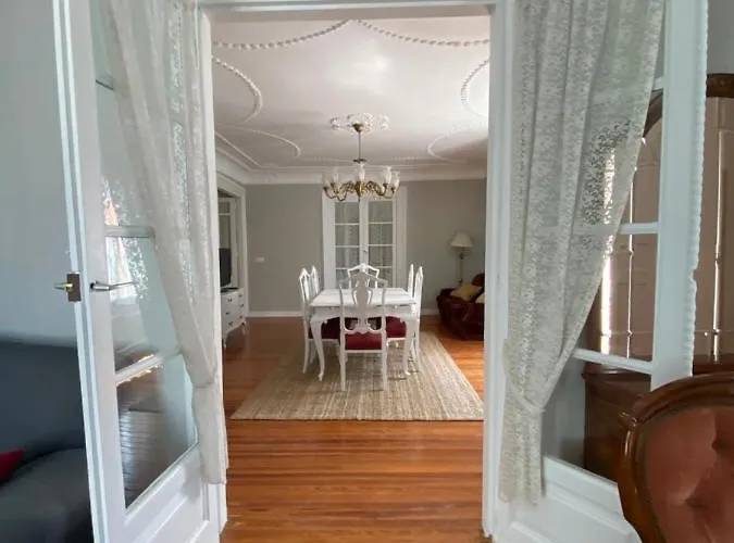 Palacete Plaza Mayor * 엘부르고데오스마