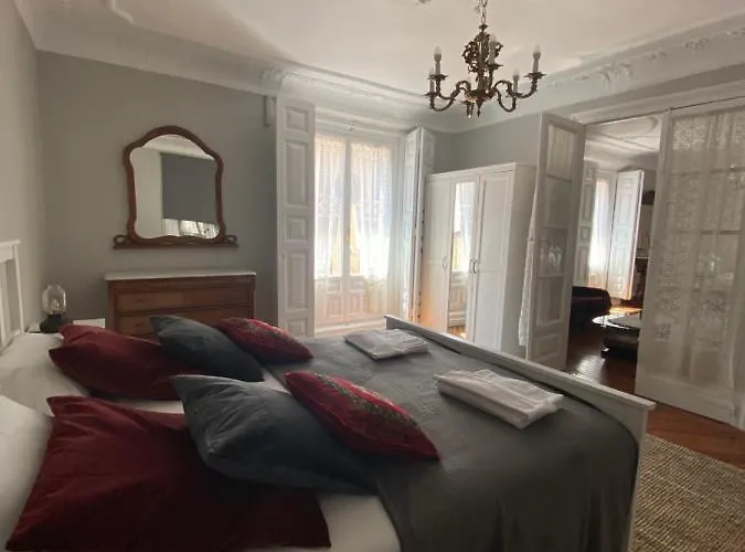 Palacete Plaza Mayor 엘부르고데오스마